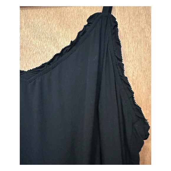 Old Navy Ruffle-Trimmed Cami Blouse - Picture 4 of 8